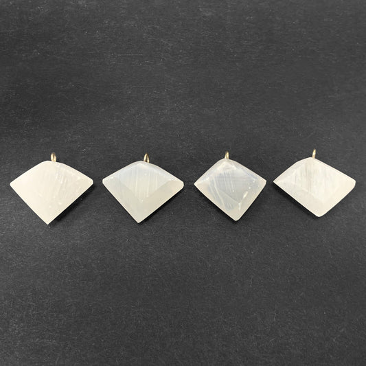 Selenite Pendants Wholesale - Gem Avenue