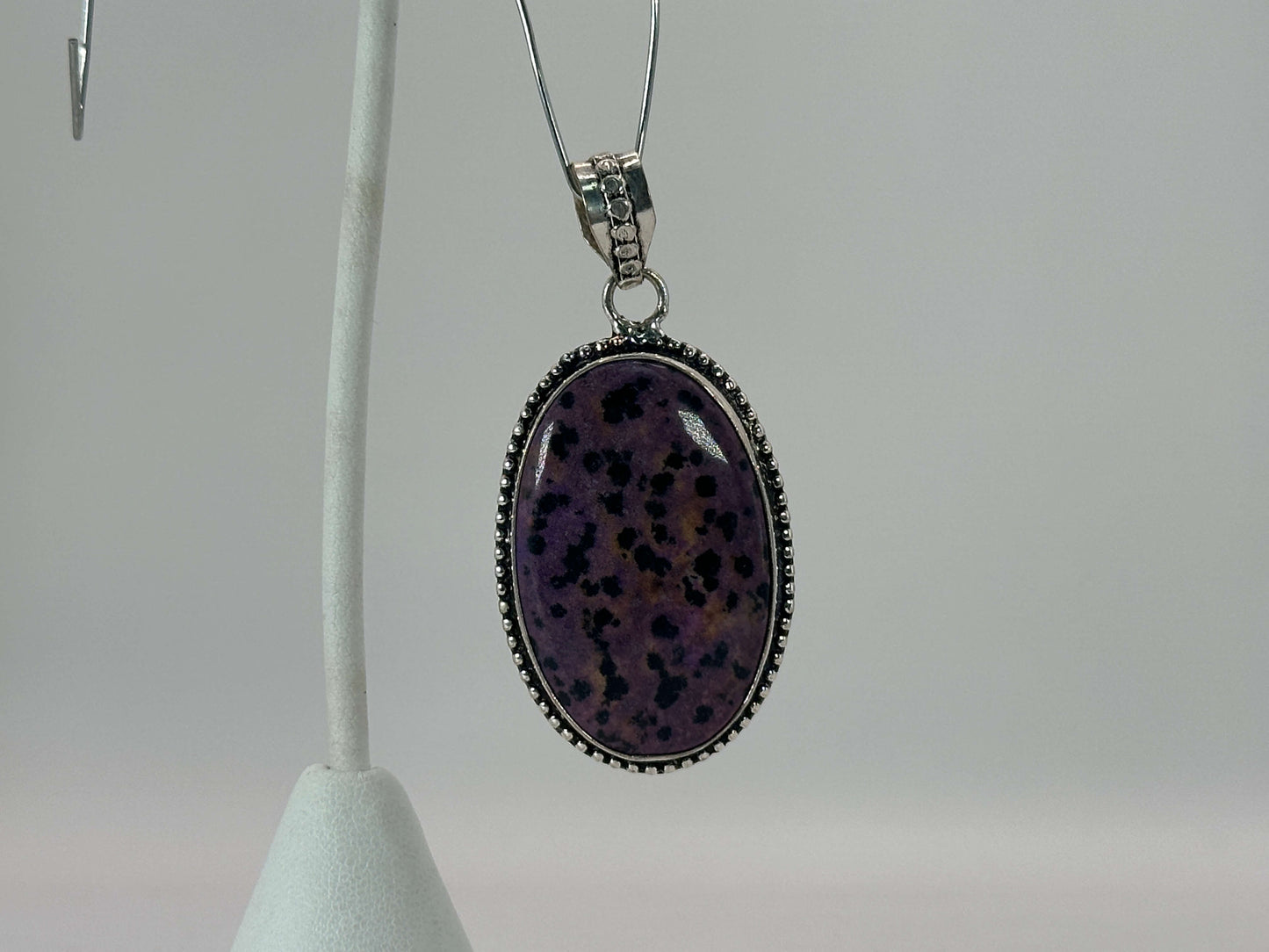 Purple Dalmation Jasper Pendant 925 Sterling Silver Artisan Oval Gemstone Jewelry - GP341