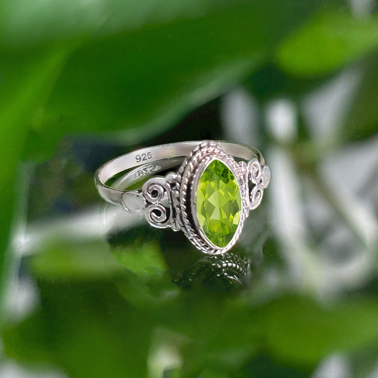 925 Sterling Silver Marquise Peridot Gemstone Women's Ring