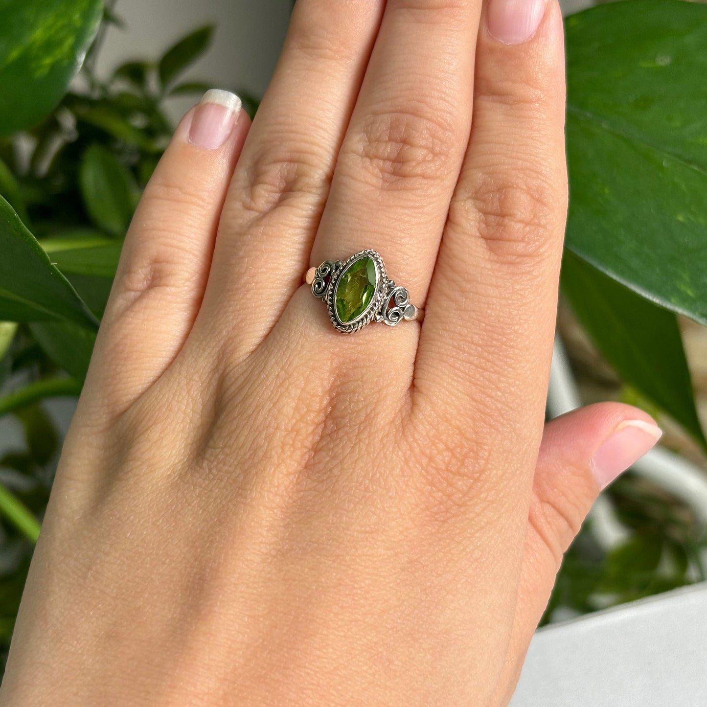 925 Sterling Silver Marquise Peridot Gemstone Women's Ring