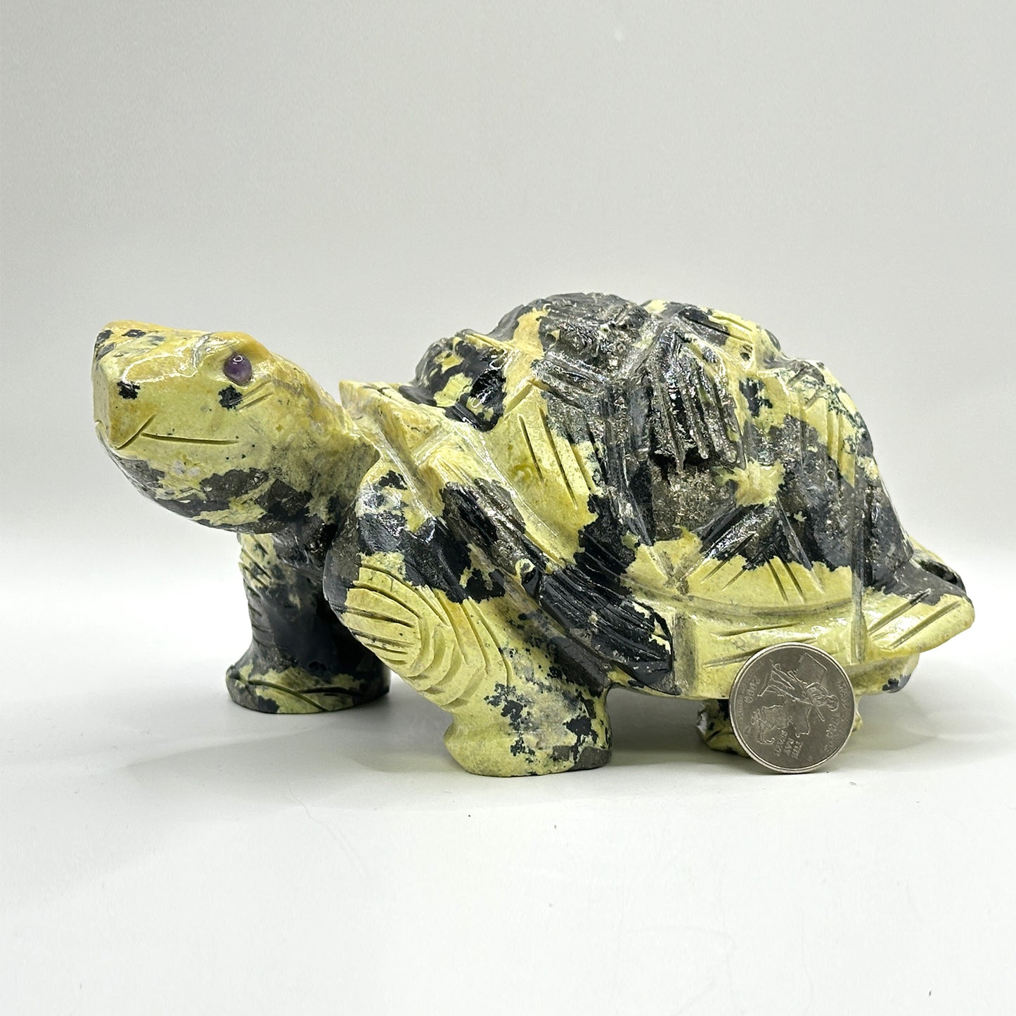Hand-Carved Serpentine Turtle Figurine - Gem Avenue