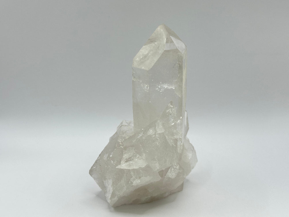 Natural Clear Quartz Crystal - Gem Avenue