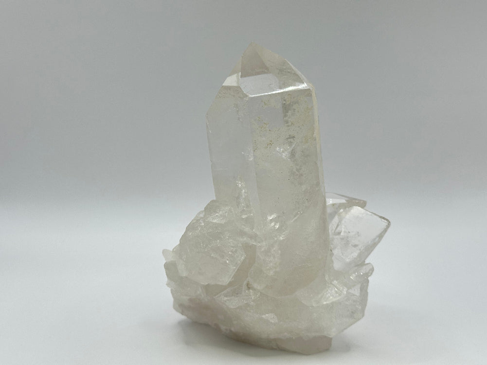 Natural Clear Quartz Crystal - Gem Avenue
