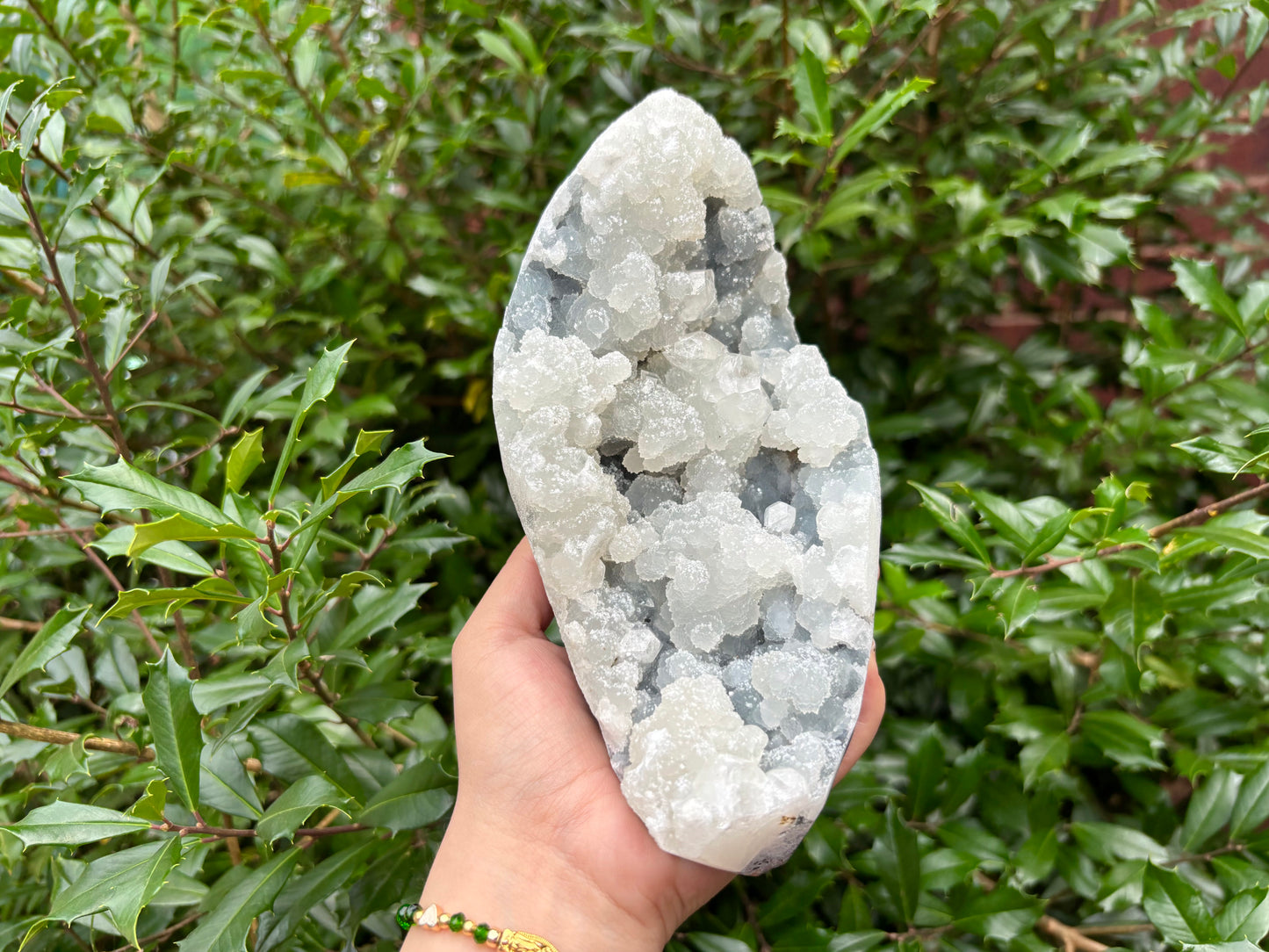 Natural Chalcedony & Apophyllite Crystal Cluster Beautiful Decorative Mineral Specimen for Home, Office, Meditation Space & Healing Energy Decor - RMI822
