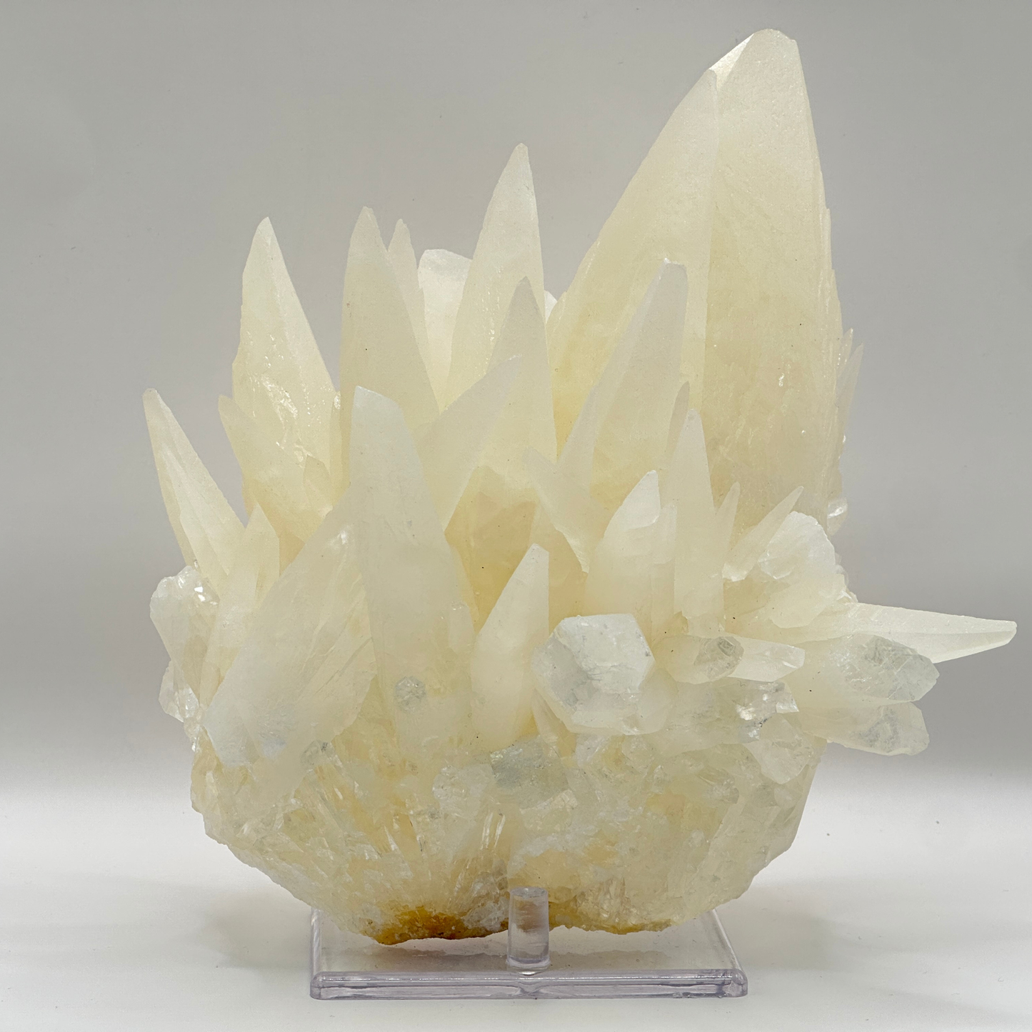 Natural Calcite Crystal Specimen for Energy Healing, Meditation, Home Decor & Crystal Collection - RMI846