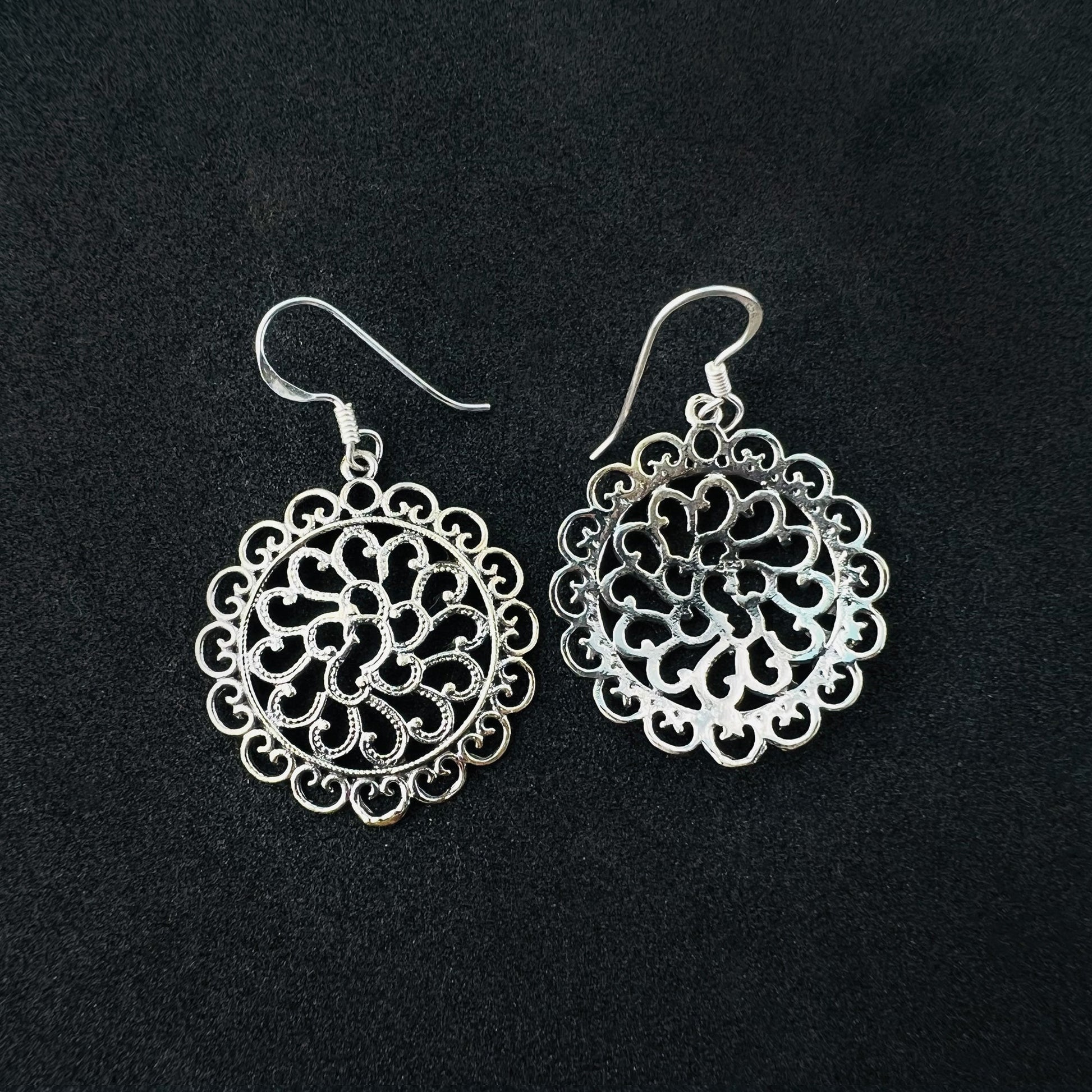Hollow Out Flower Drop Vintage 925 Sterling Silver Oxidised Earrings - Gem Avenue