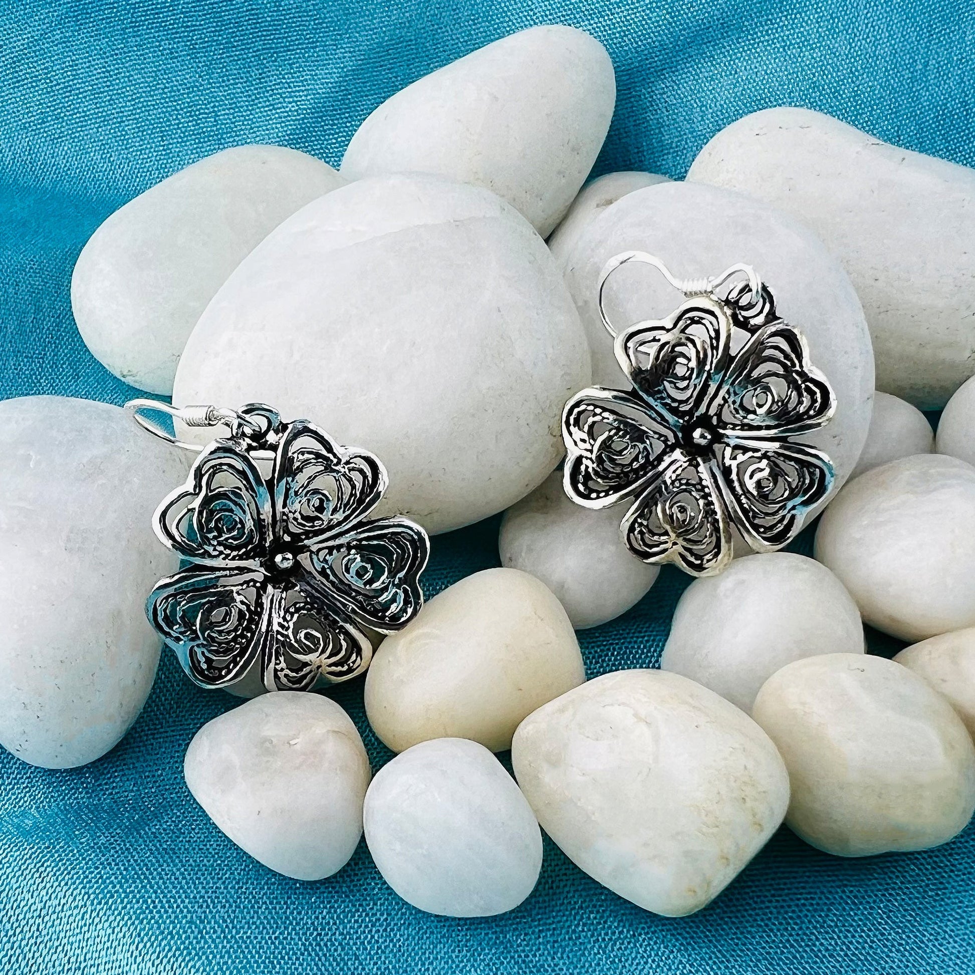 925 Sterling Silver Oxidised Five Leaf Flower Heart Love Dangle Earrings - Gem Avenue