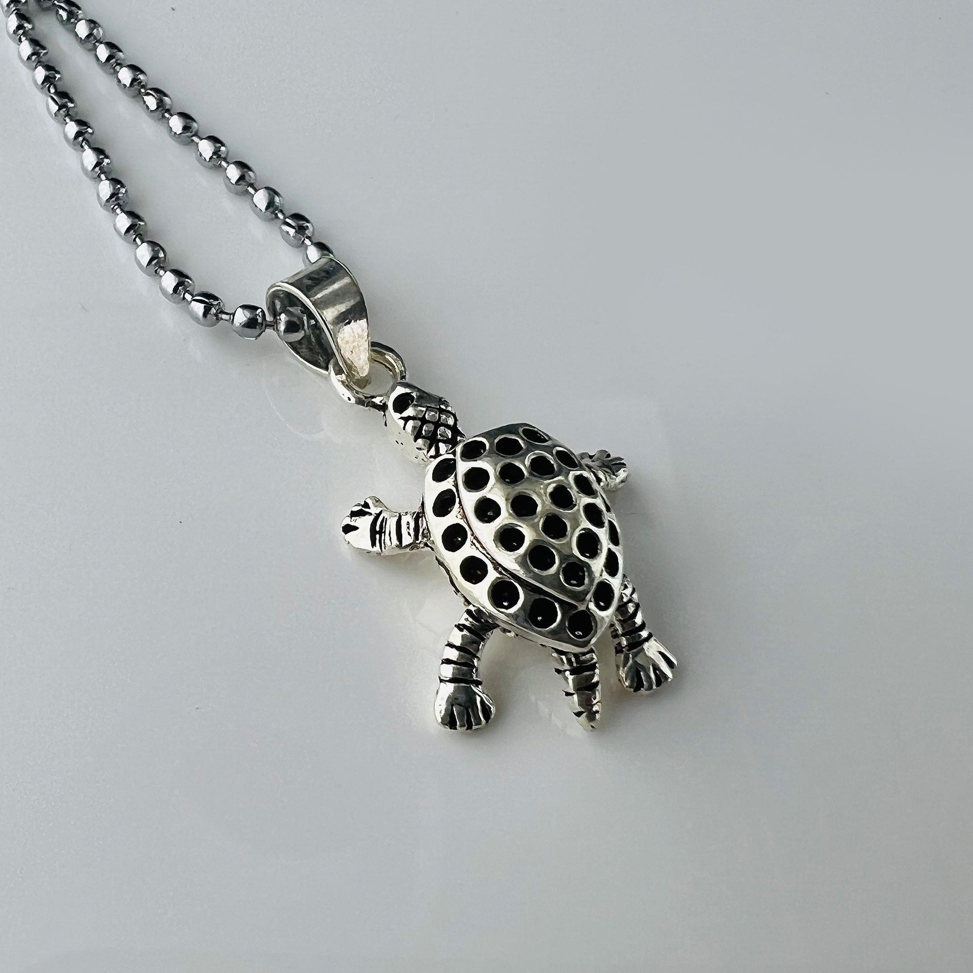 925 Sterling Silver Sea Turtle Pendant Animal - Gem Avenue