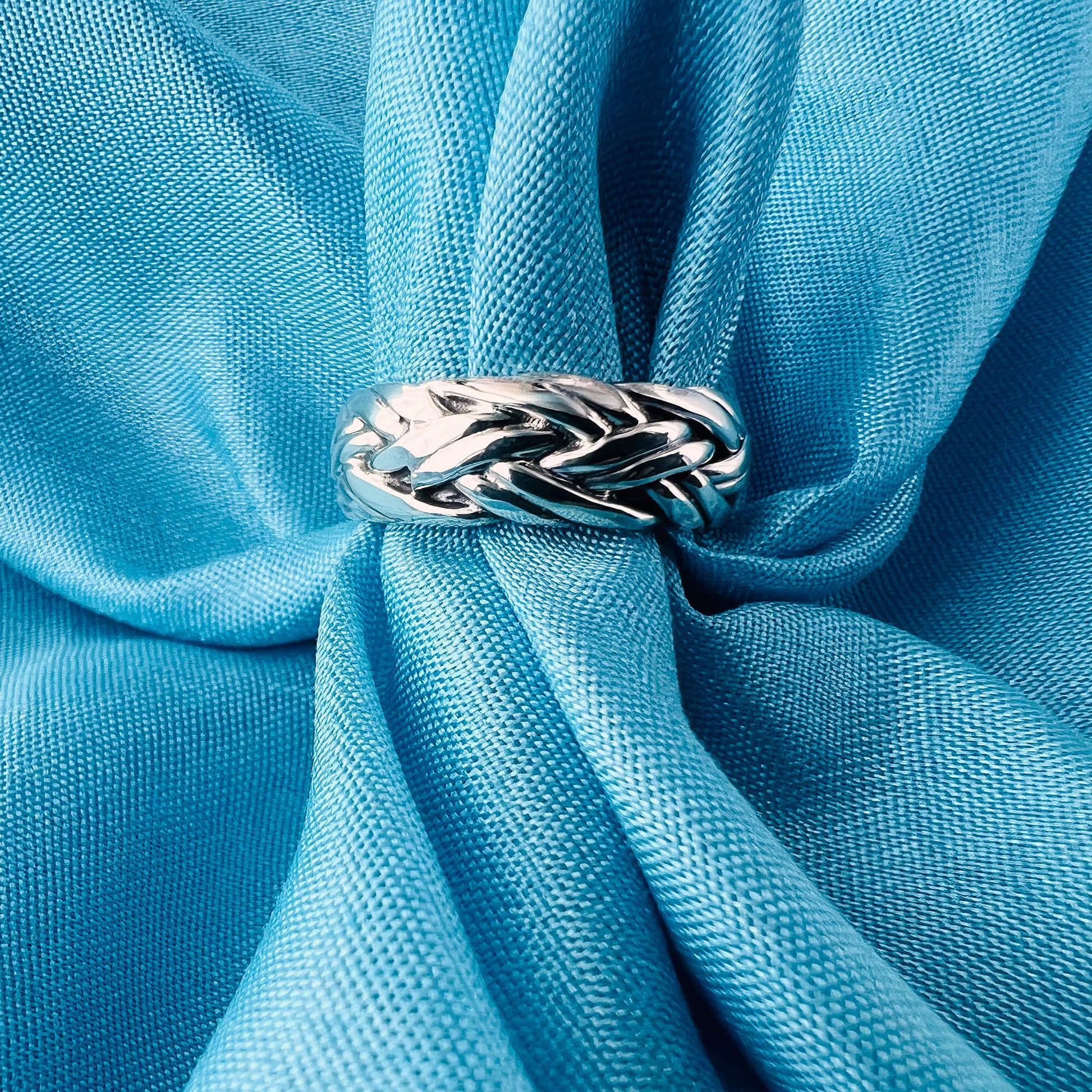925 Sterling Silver High Polished Simple Braid Handmade Ring - Gem Avenue
