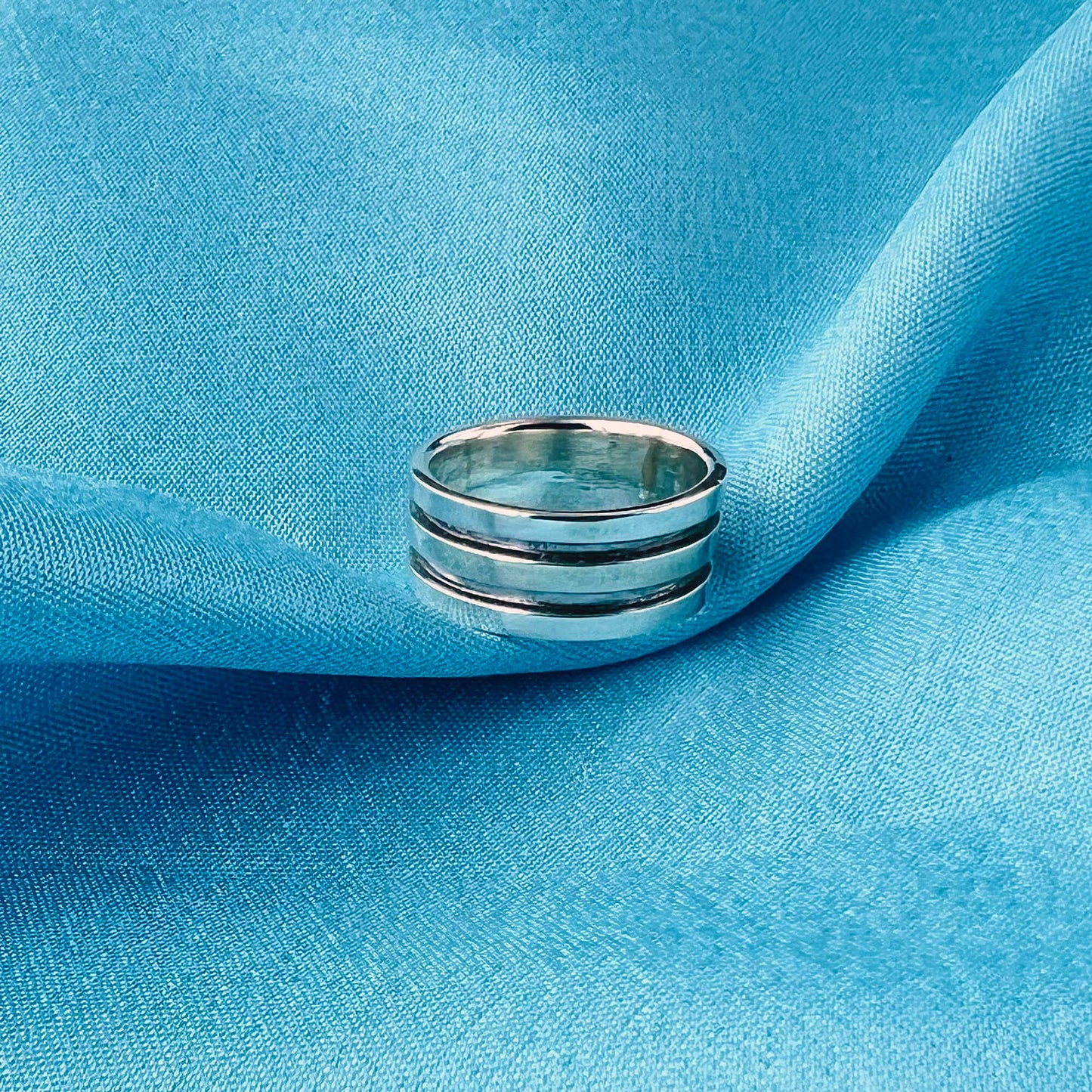Unisex 925 Sterling Silver Band Ring - Gem Avenue