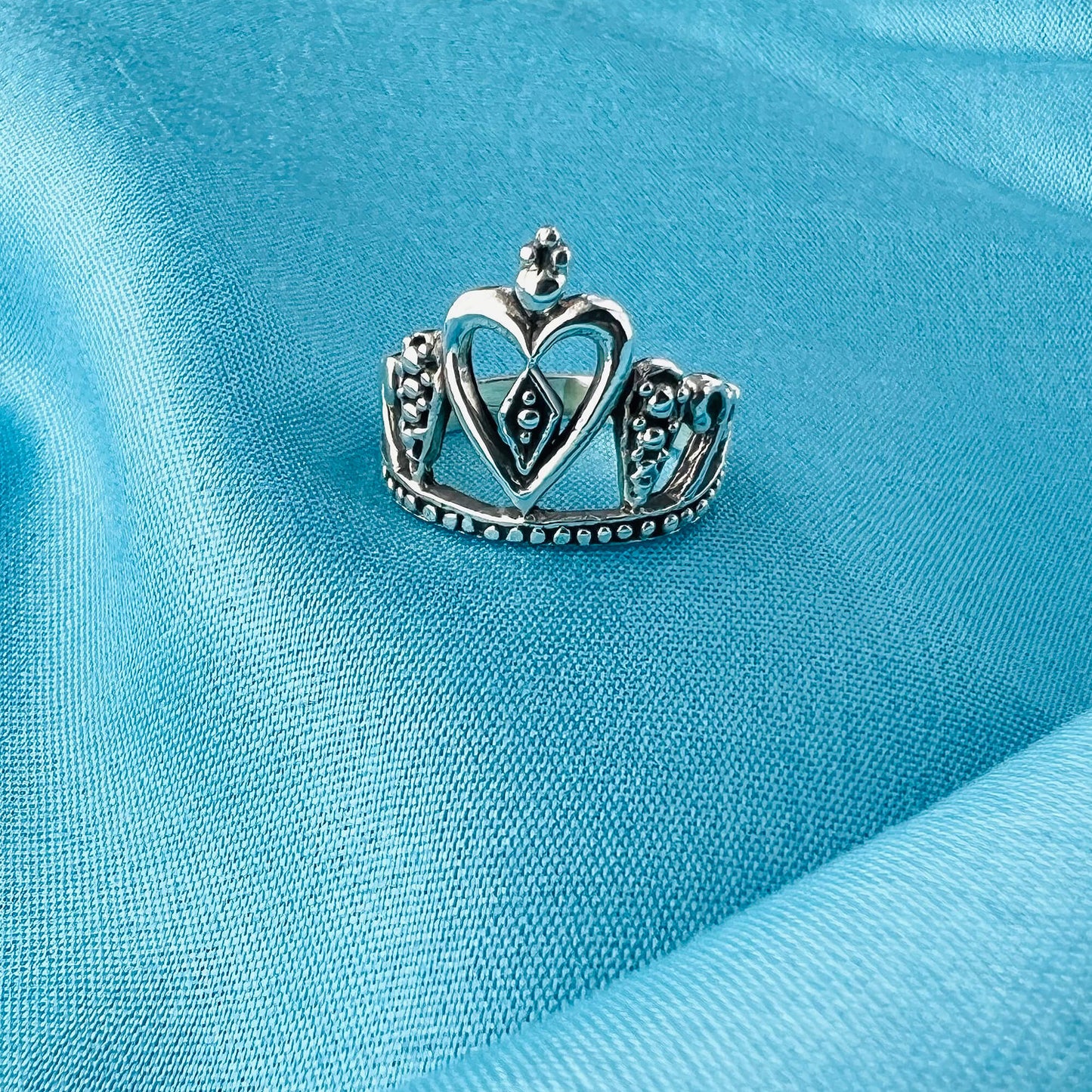 Queen Crown Design Oxidised 925 Sterling Silver Ring - Gem Avenue