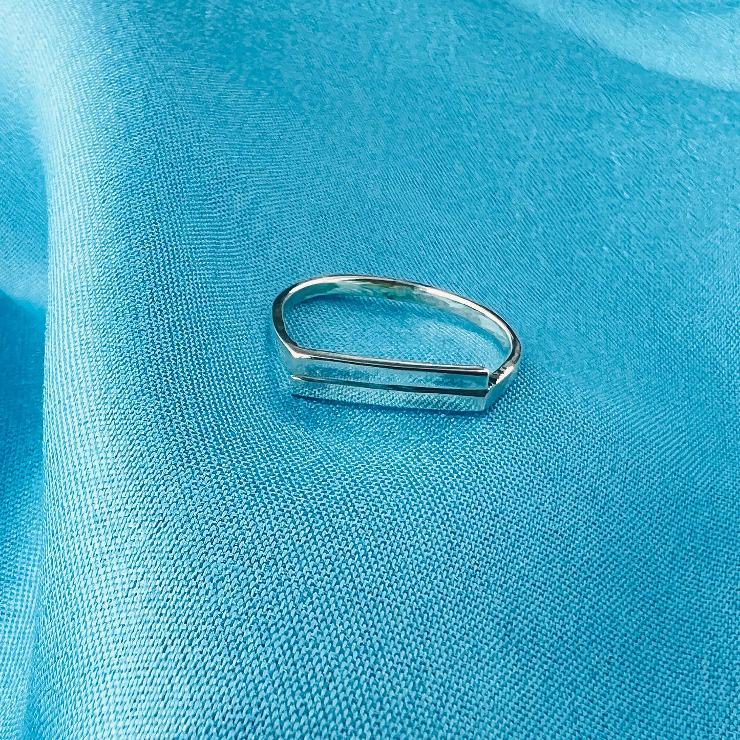 Parallel Classic Bar Shaped Polished 925 Sterling Silver Ring - Gem Avenue