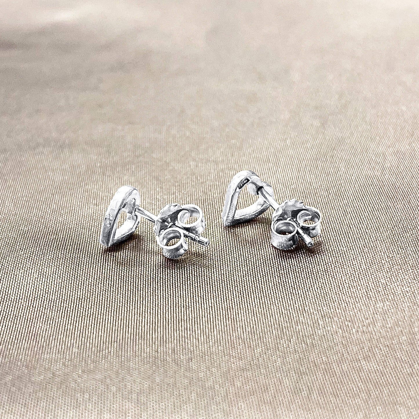 925 Sterling Silver Open Heart Post Back Stud Earrings Love - Gem Avenue