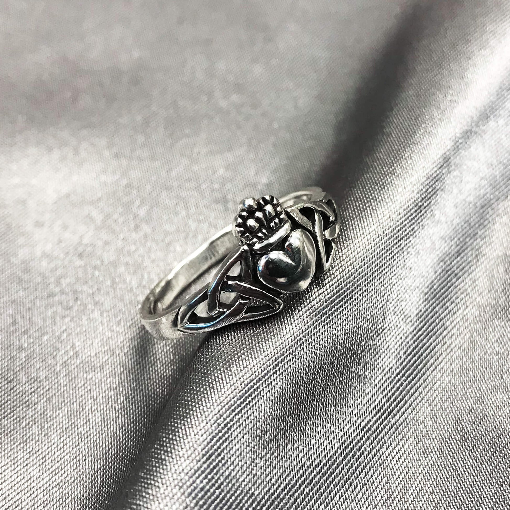925 Sterling Silver Celtic Knot and Love Heart Irish Claddagh Ring - Gem Avenue
