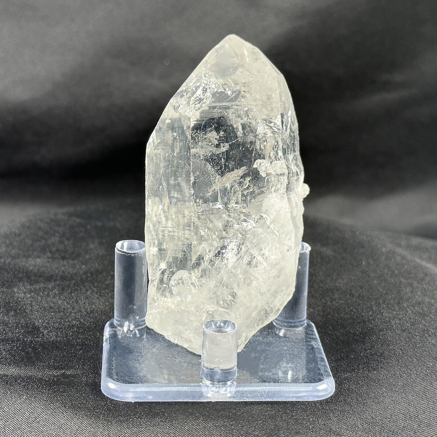 Natural Clear Quartz Gemstone Crystal - Wholesale - Gem Avenue