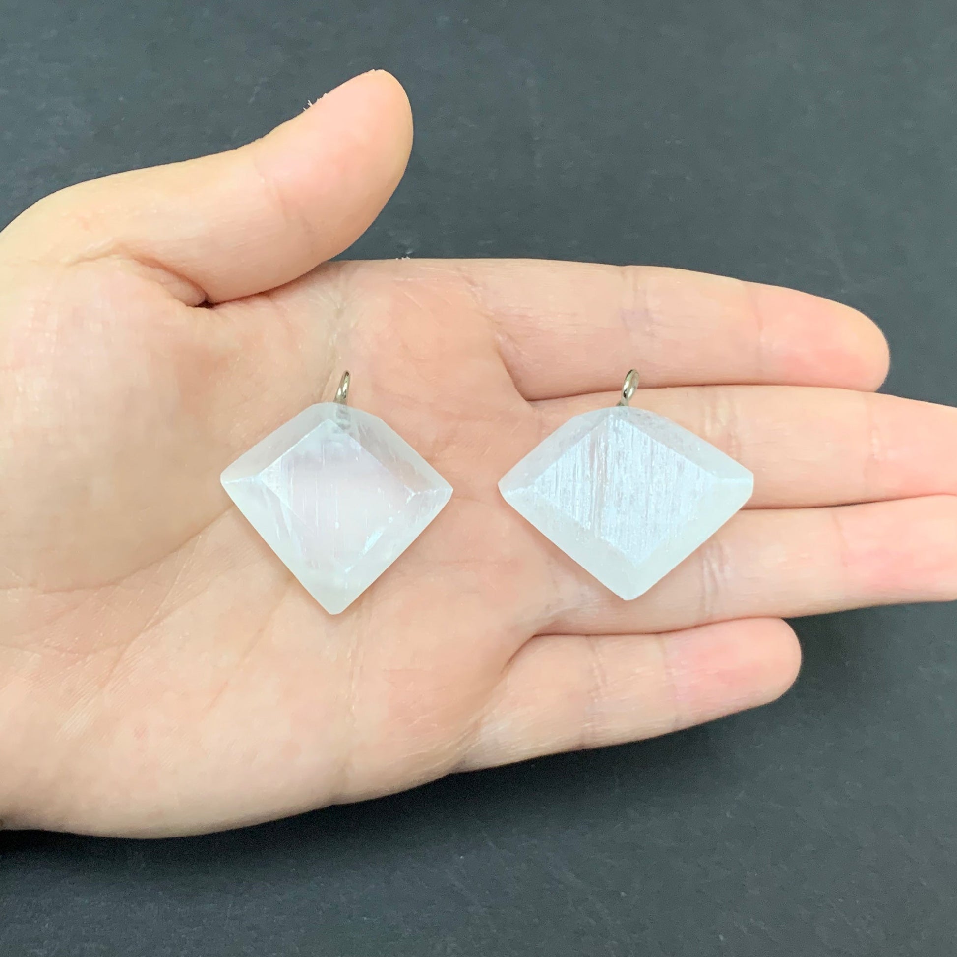 Selenite Pendants Wholesale - Gem Avenue