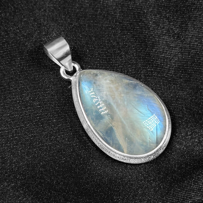 Rainbow Moonstone Pendant Necklace in 925 Sterling Silver Iridescent Gemstone Jewelry - GP345