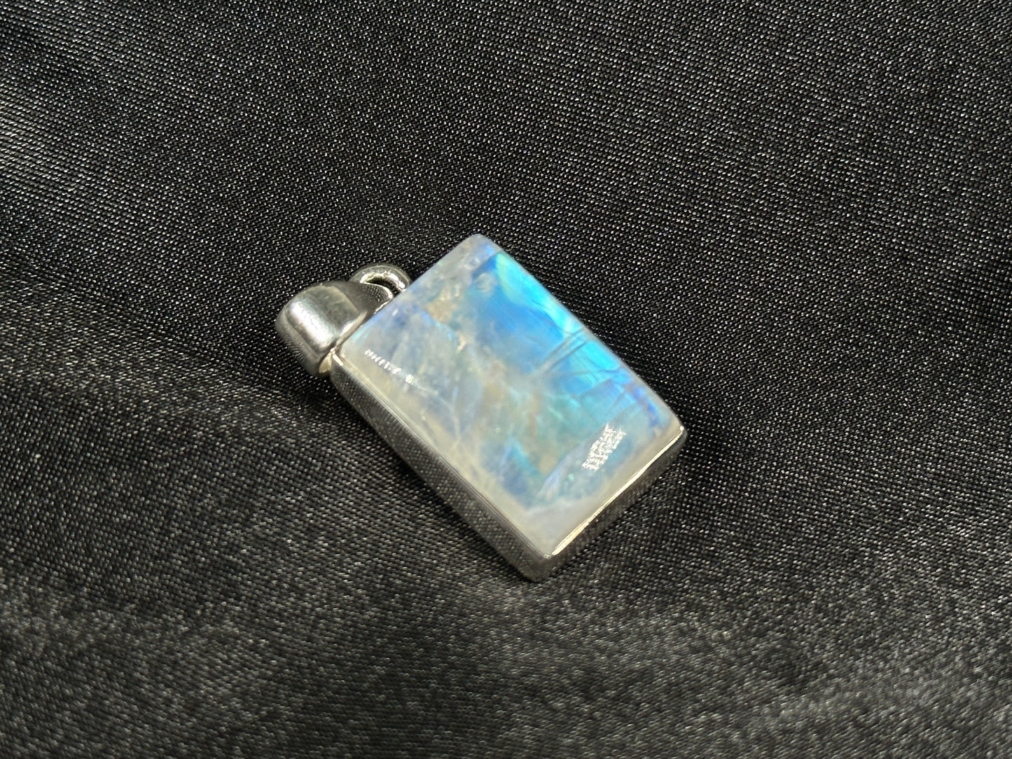 Rainbow Moonstone Pendant Necklace in 925 Sterling Silver Iridescent Gemstone Jewelry - GP345