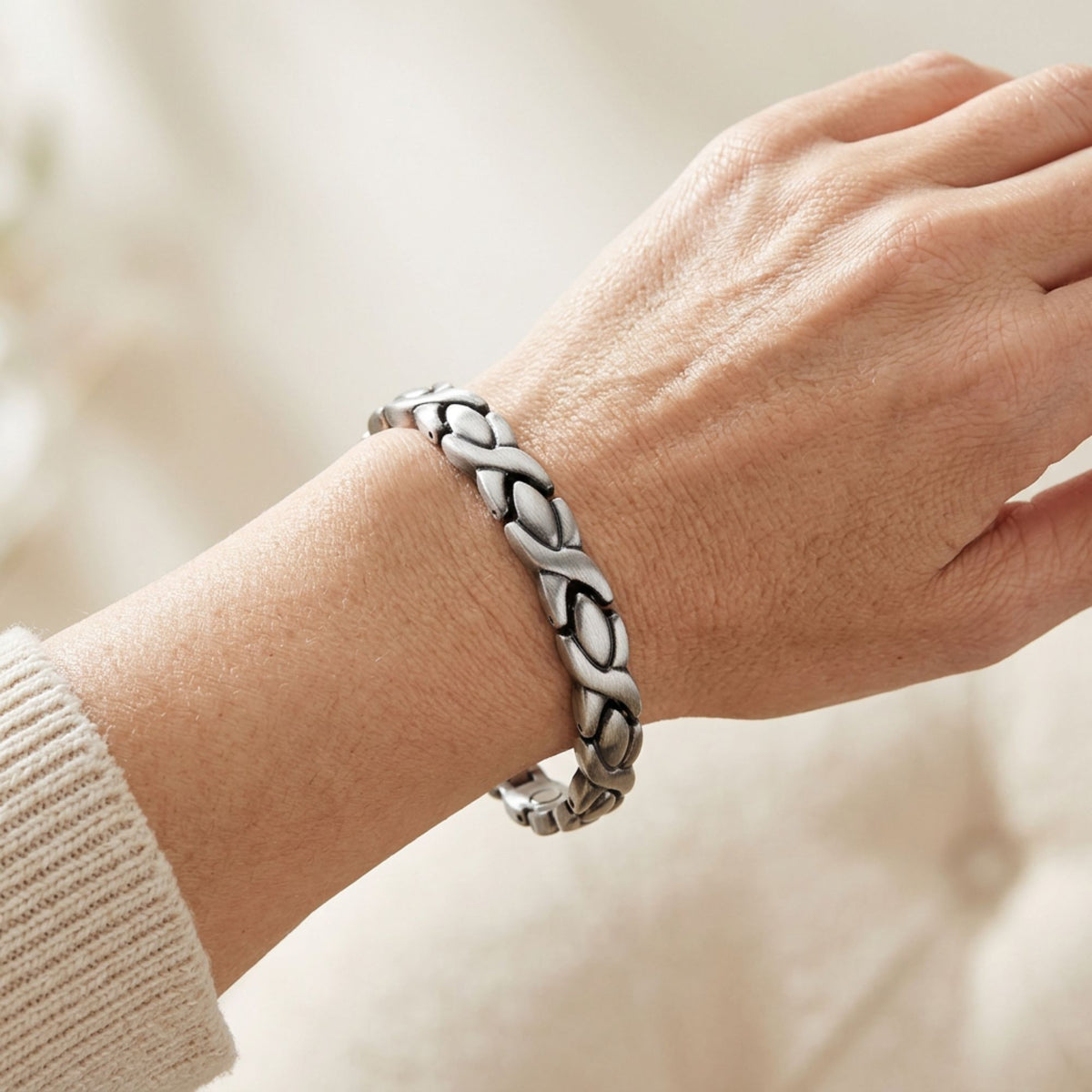 Silver Magnetic Bracelet - Gem Avenue