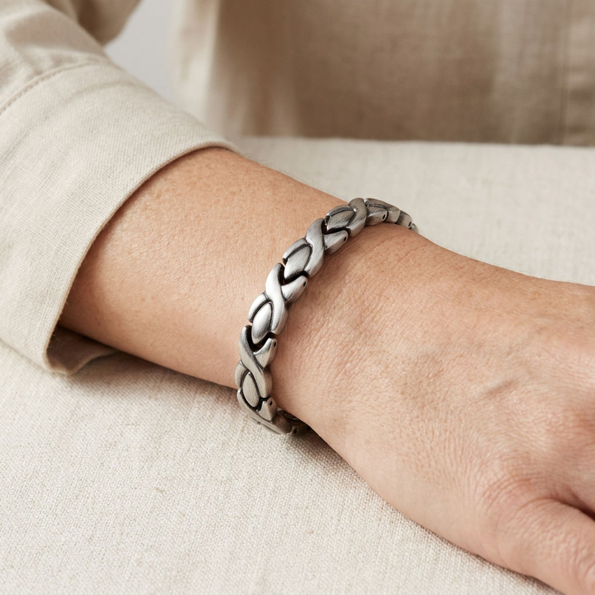 Silver Magnetic Bracelet - Gem Avenue