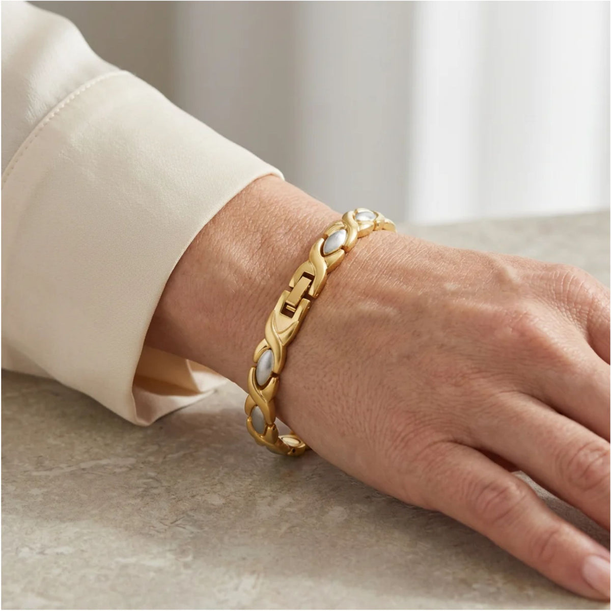 Magnetic Hugs and Kisses 2 Tone Bracelet 7.5 inches - Gem Avenue