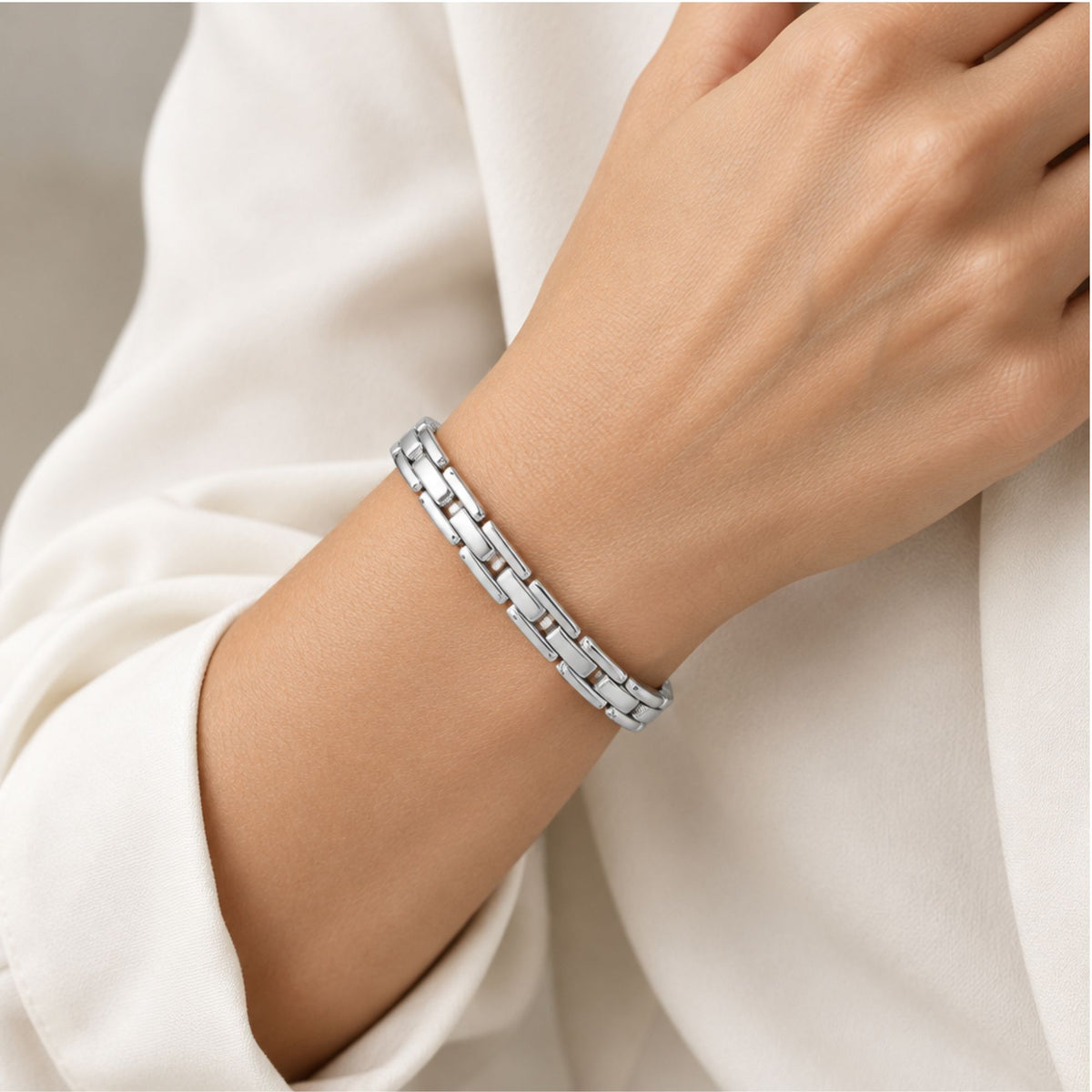 Magnetic Silver Tone Link Bracelet 8 Inch Fold Over Clasp Jewelry Gift for Men & Women