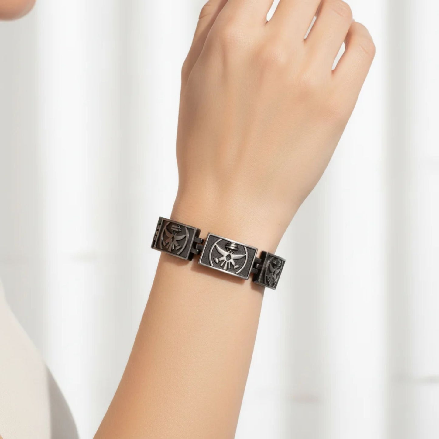 Magentic Link Puppet engraved Bracelet 8.5 inch with Fold Over Clasp