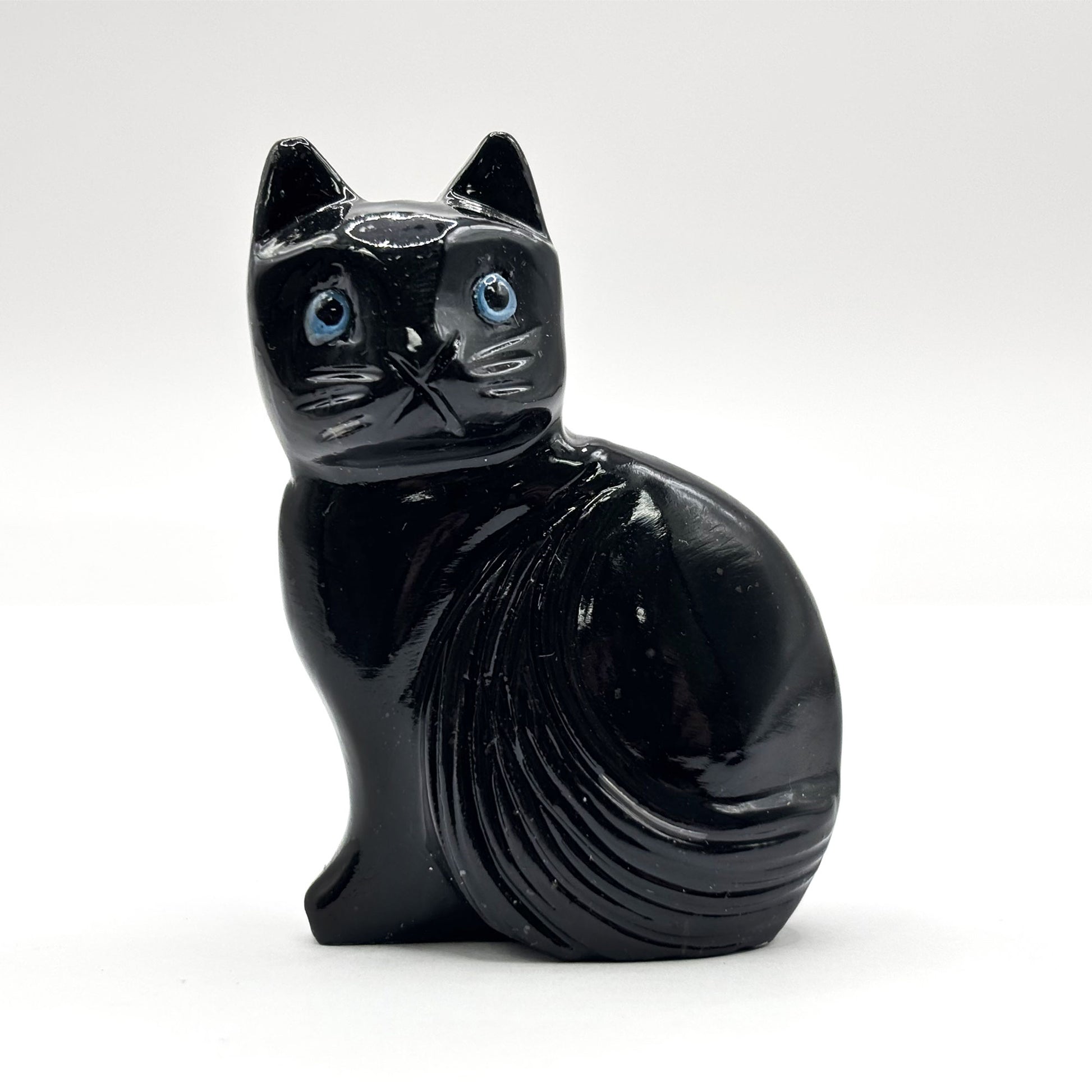 Black Onyx Cat Figurine - Gem Avenue
