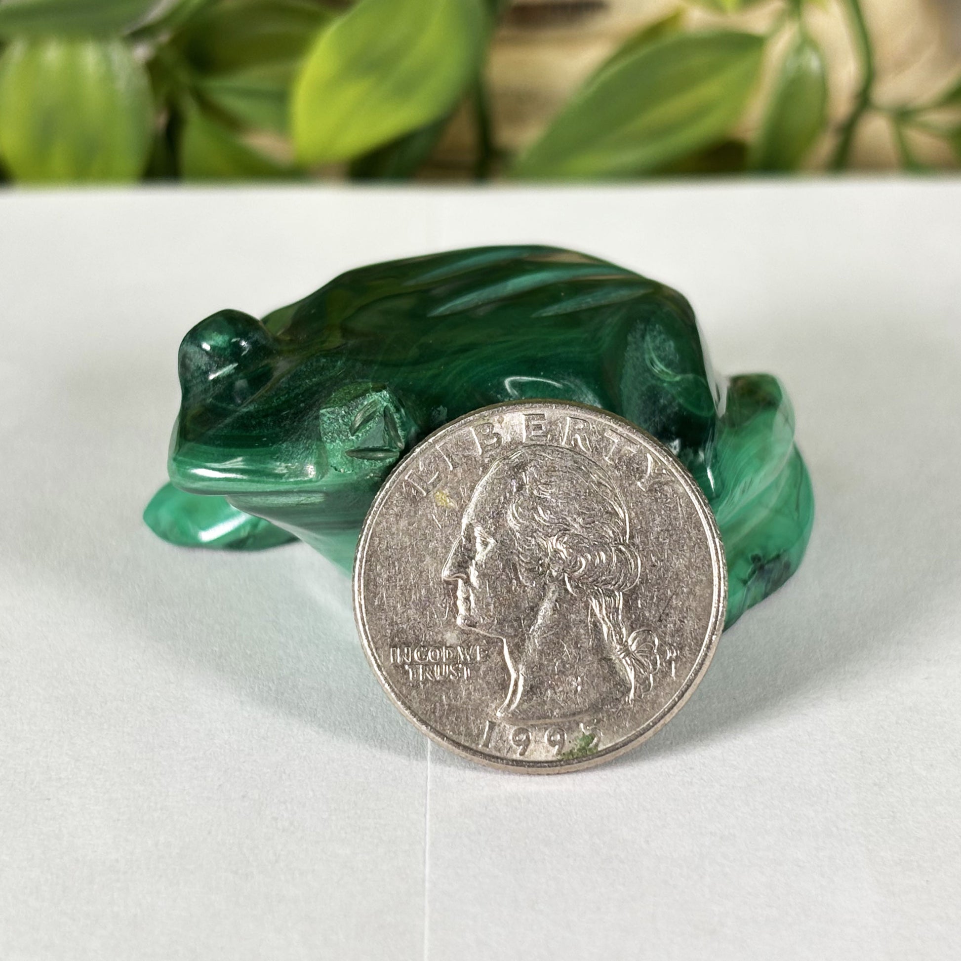 Malachite Crystal Frog Figurine - Gem Avenue Retail