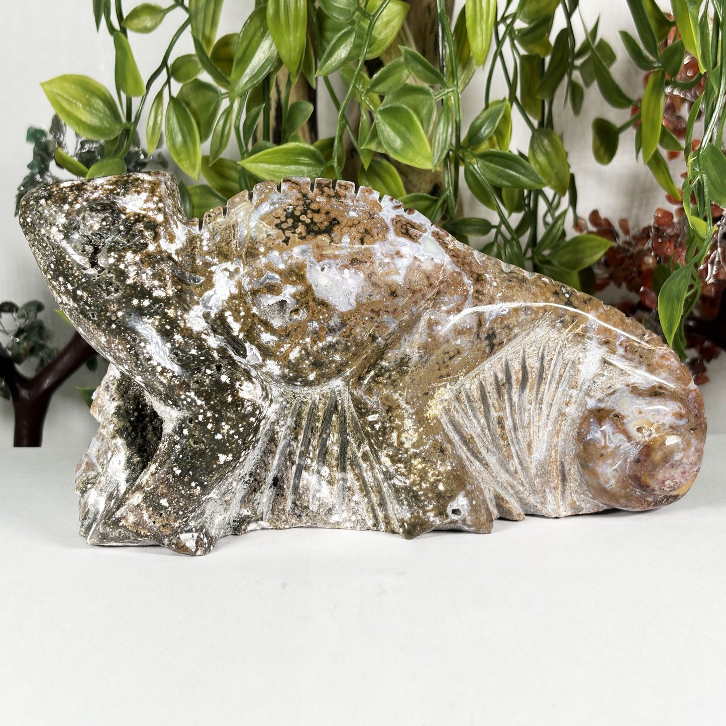 Sea Jasper Gemstone Lizard Figurine - Gem Avenue Retail