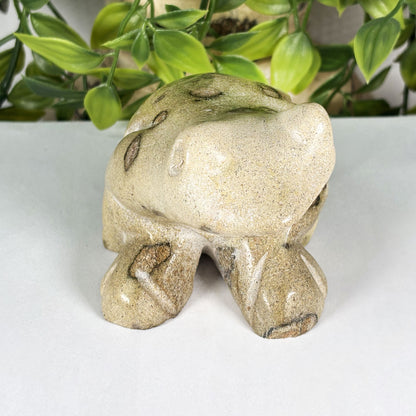 Serpentine Frog Figurine - Gem Avenue