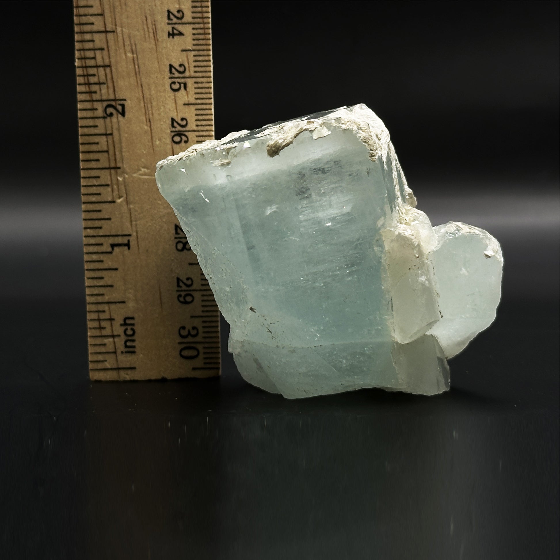 Natural Blue Raw Aquamarine Crystal - Gem Avenue Retail