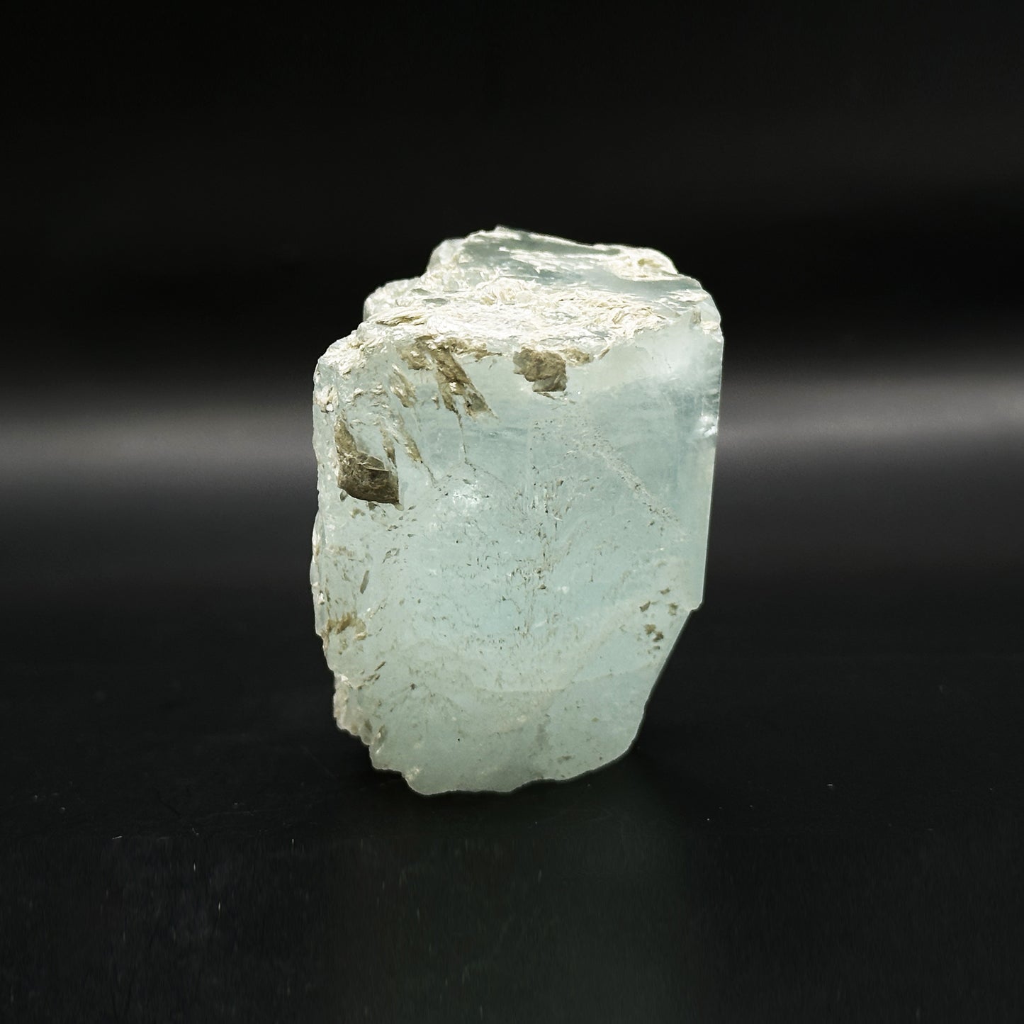 Natural Blue Raw Aquamarine Crystal - Gem Avenue Retail