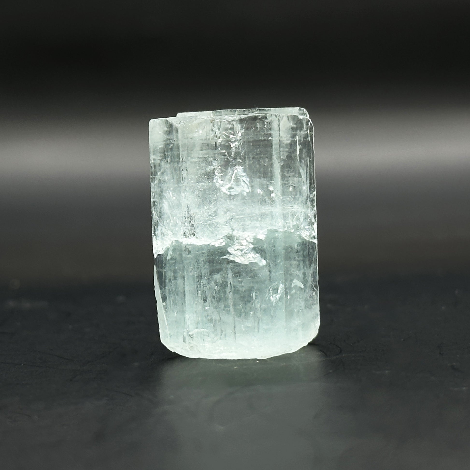 Blue Raw Aquamarine Crystal - Gem Avenue Retail
