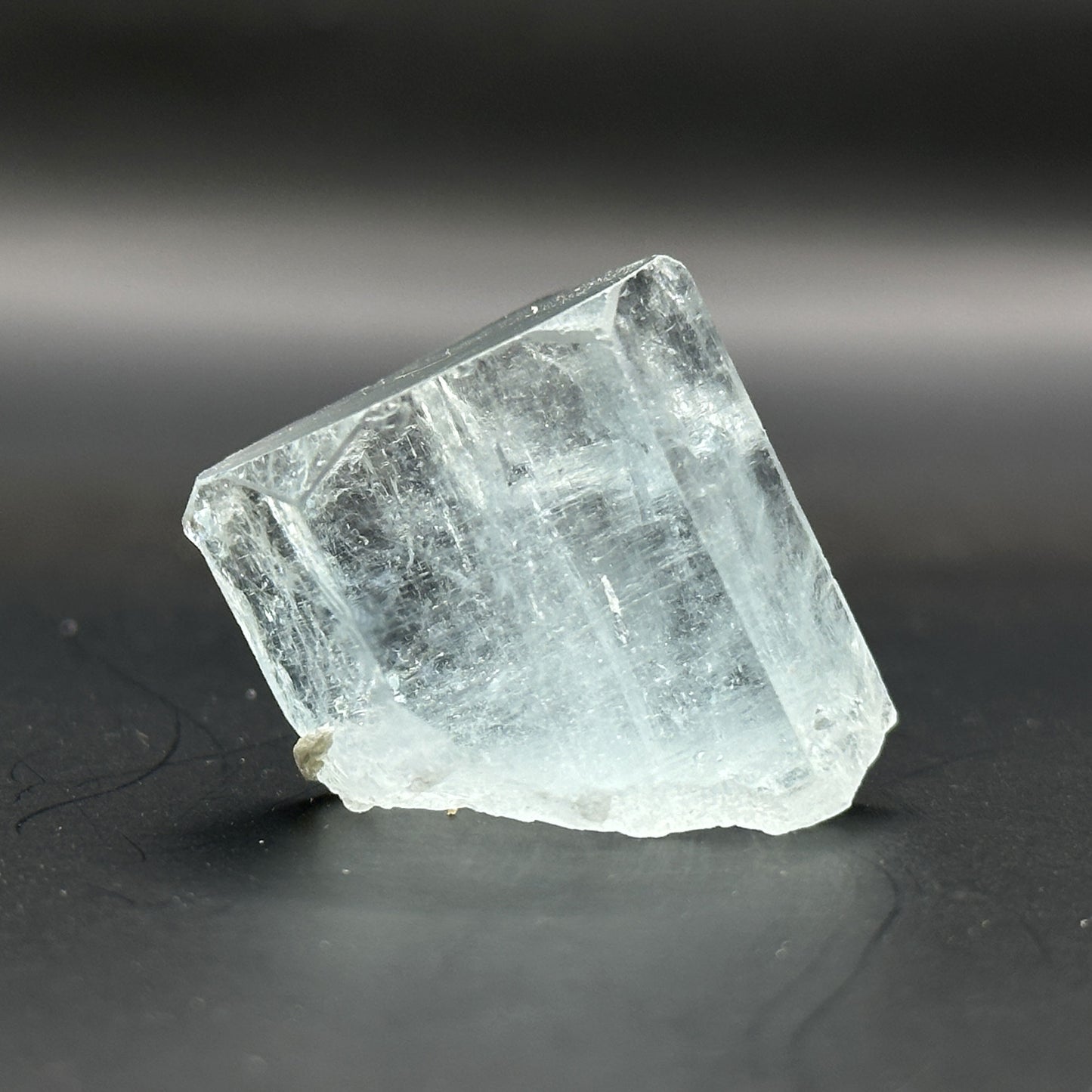 Blue Raw Aquamarine Crystal - Gem Avenue Retail