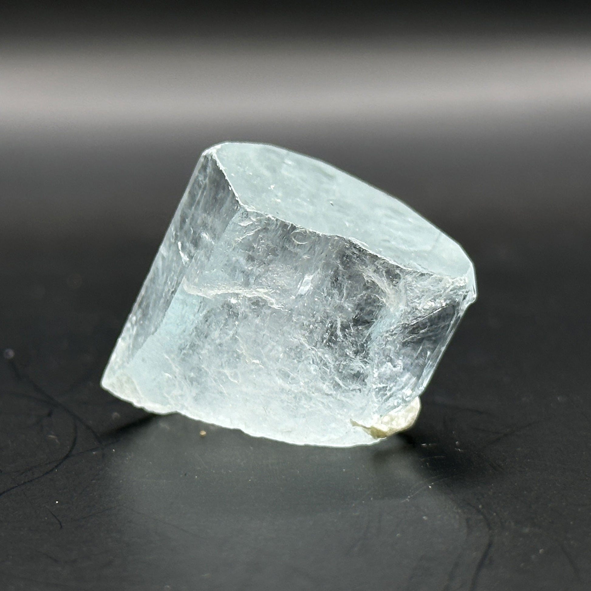 Blue Raw Aquamarine Crystal - Gem Avenue Retail