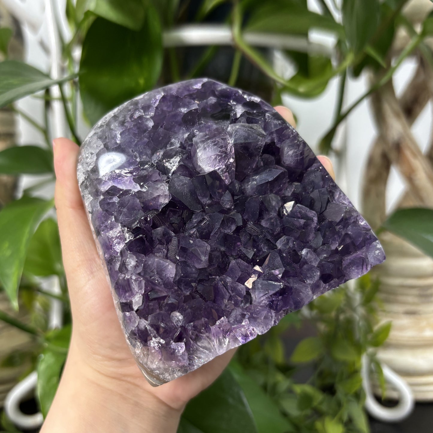 Natural Amethyst Crystal Geode Beautiful Healing Gemstone for Home Décor, Meditation, Energy Work, and Spiritual Healing - RGD766
