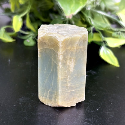 Natural Beryl Crystal Specimen Raw Healing Gemstone and Mineral for Meditation, Home Décor Rare Collector’s Stone for Display and Collection - RMI724