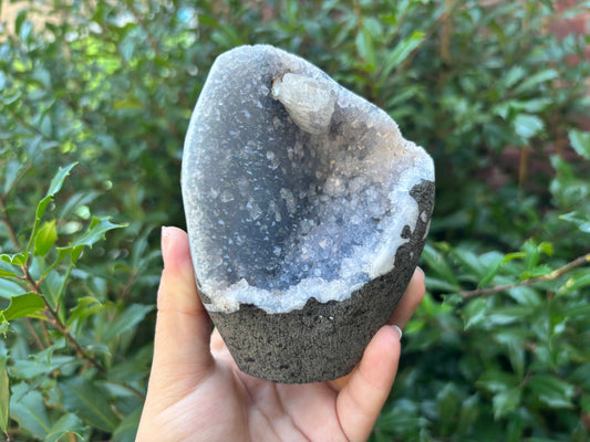 Natural Clear Stilbite & Chalcedony Mineral Specimen Rare Healing Crystal Stone with Unique Patterns for Meditation, Energy Work, Collectors & Home Decor Display - RMI801