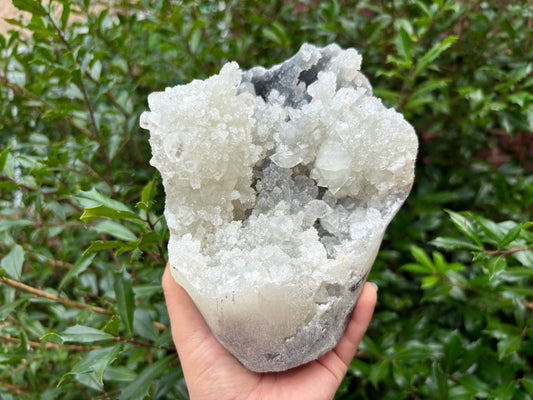Natural Chalcedony & Apophyllite Crystal Cluster Healing Mineral Specimen for Meditation, Energy Work, Home Decor, Decorative Crystal, Collector Gift - RMI824