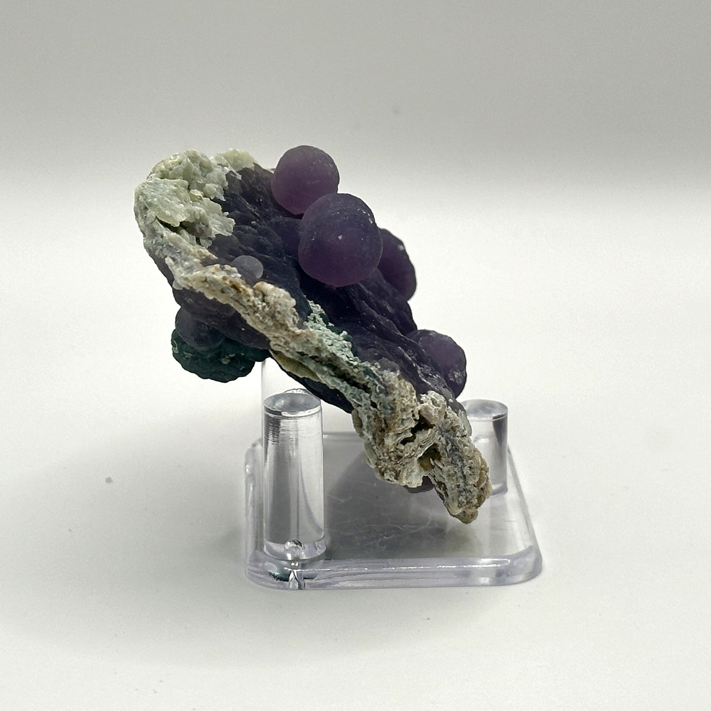 Natural Purple Grape Agate Mineral Specimen with Unique Crystal Formations for Meditation & Home Decor - RMI859