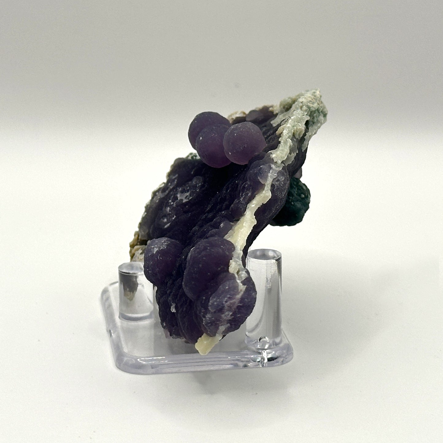 Natural Purple Grape Agate Mineral Specimen with Unique Crystal Formations for Meditation & Home Decor - RMI859