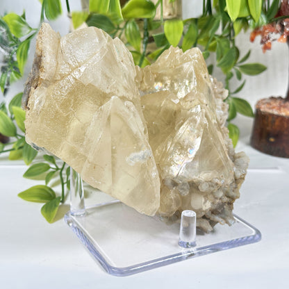 Calcite Crystal Mineral Specimen - Gem Avenue Retail