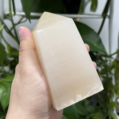 Natural Honey Calcite Crystal Obelisk Tower Point Polished Healing Stone for Energy, Confidence, Focus & Spiritual Growth - RPO471