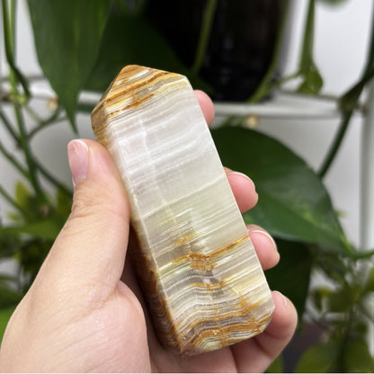 Natural Green Onyx Crystal Obelisk Tower Point Polished Healing Stone for Balance, Strength, Energy & Home Décor - RPO473