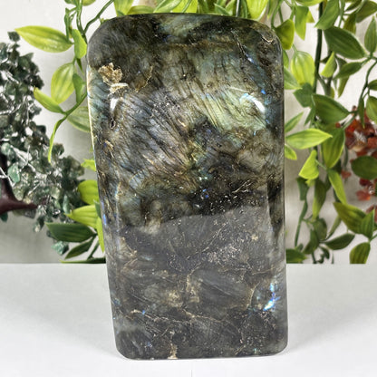 Natural Labradorite Freeform Crystal 5.5 Inch Polished Madagascar Flash Stone for Home Décor & Collectors