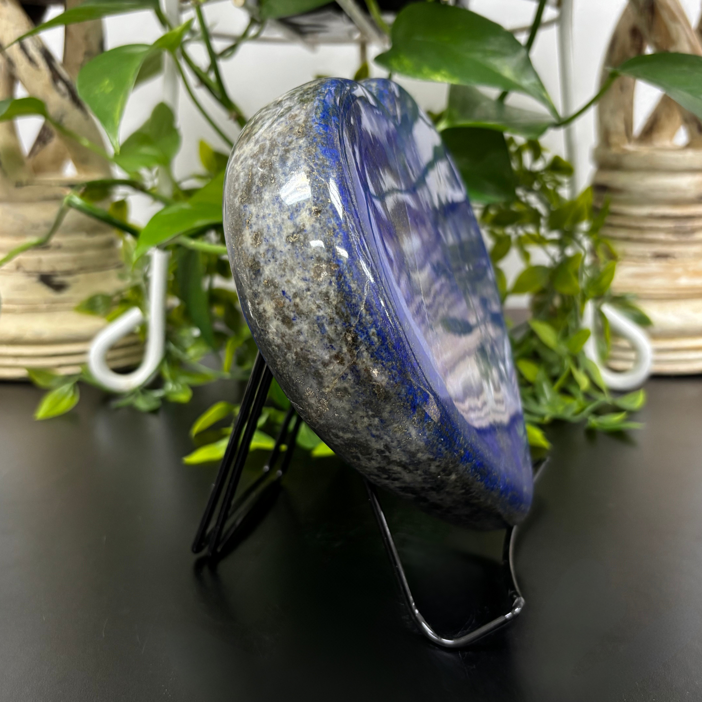 Natural Lapis Lazuli Hand-Carved Love Heart Crystal Gemstone for Healing & Gifts - RSH299