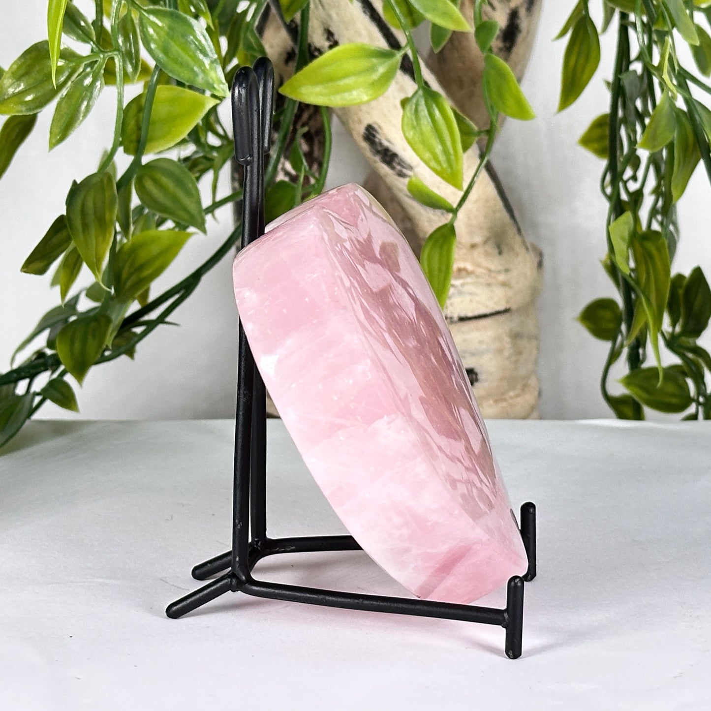 Natural Rose Quartz Heart Polished Crystal with Stand Healing Love Stone for Meditation & Home Decor - RSH329