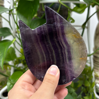 Natural Fluorite Cat Bowl – Handcrafted Crystal for Décor & Function - RSH296