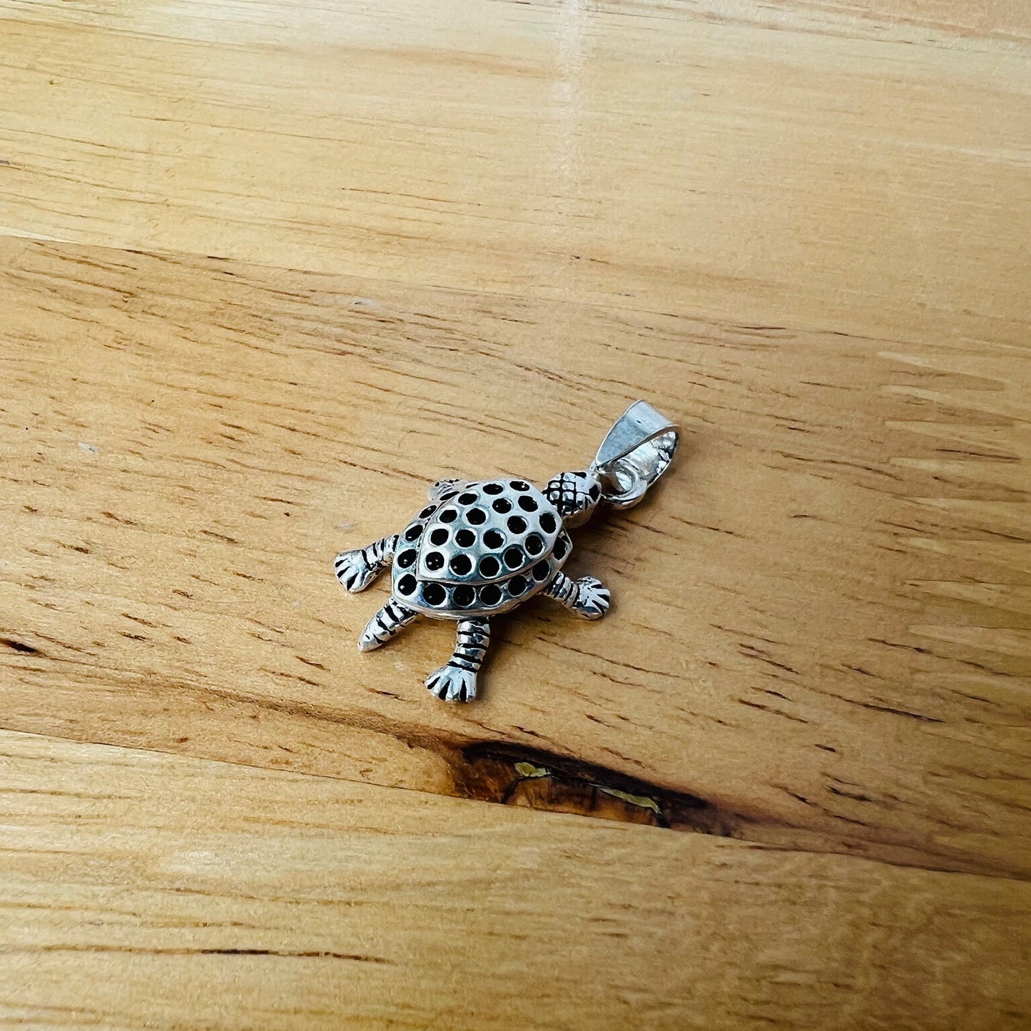 925 Sterling Silver Sea Turtle Pendant Animal - Gem Avenue
